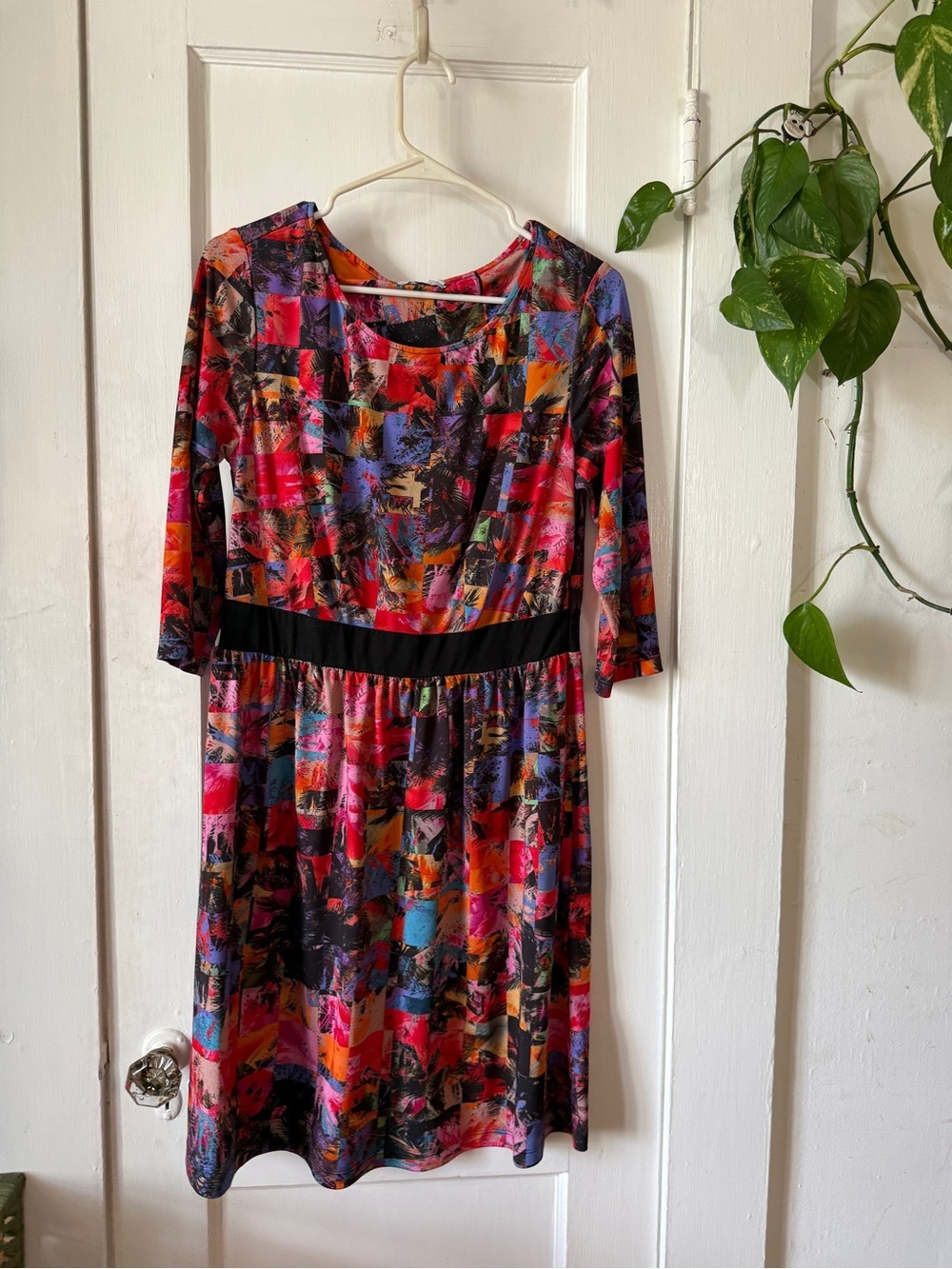 Colorful Abstract Print Dress with Black Waistband TRISTE size 0X